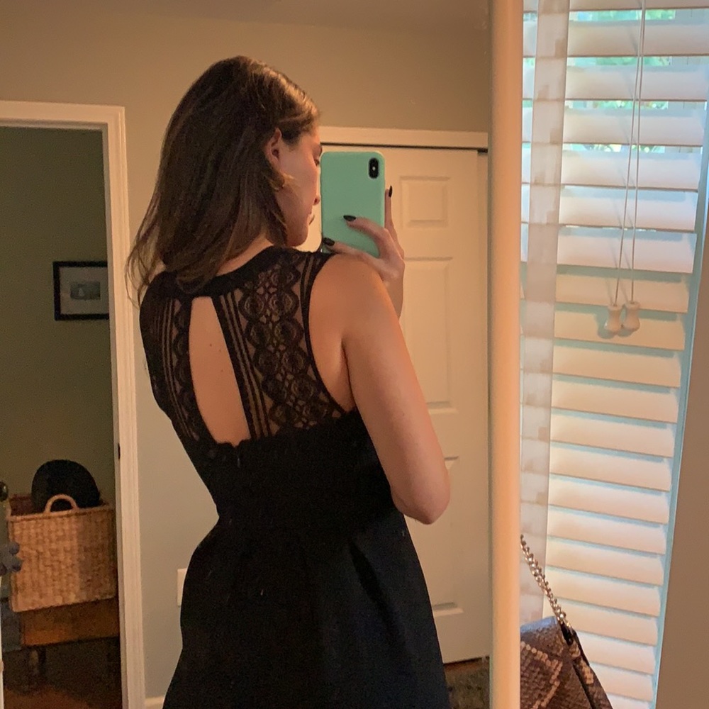 BCBGeneration FORMAL DRESS - Picture 3 of 5
